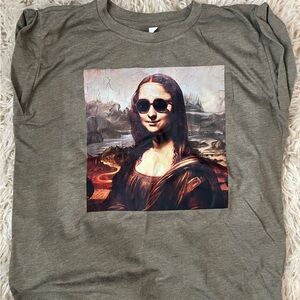 Mona Lisa shirt